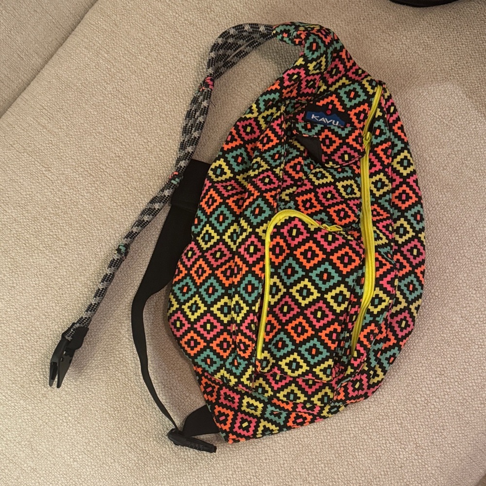 Kavu Women's Geometric Multicolor Backpack